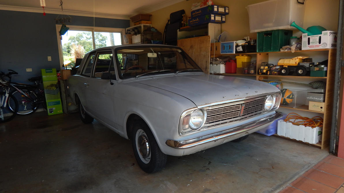 http://pre13.deviantart.net/5520/th/pre/i/2015/068/1/1/1969_ford_cortina___front_by_captainkman-d8l4bc8.jpg